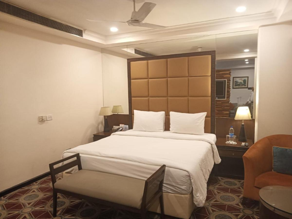 Inn Riviera Jammu Dış mekan fotoğraf
